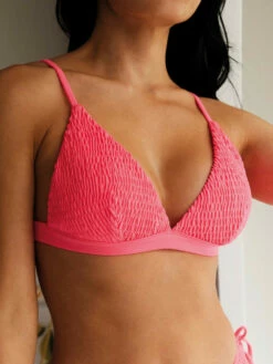 SWIMMARBELLA Rose Neon Maillot De Bain Haut 6 SWIMMARBELLA Rose Neon Maillot De Bain Haut -Valège Soldes Boutique swimmarbella mb haut smlxl 1